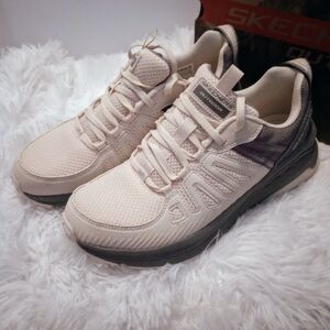 Women's Sketchers Outdoor Shoes